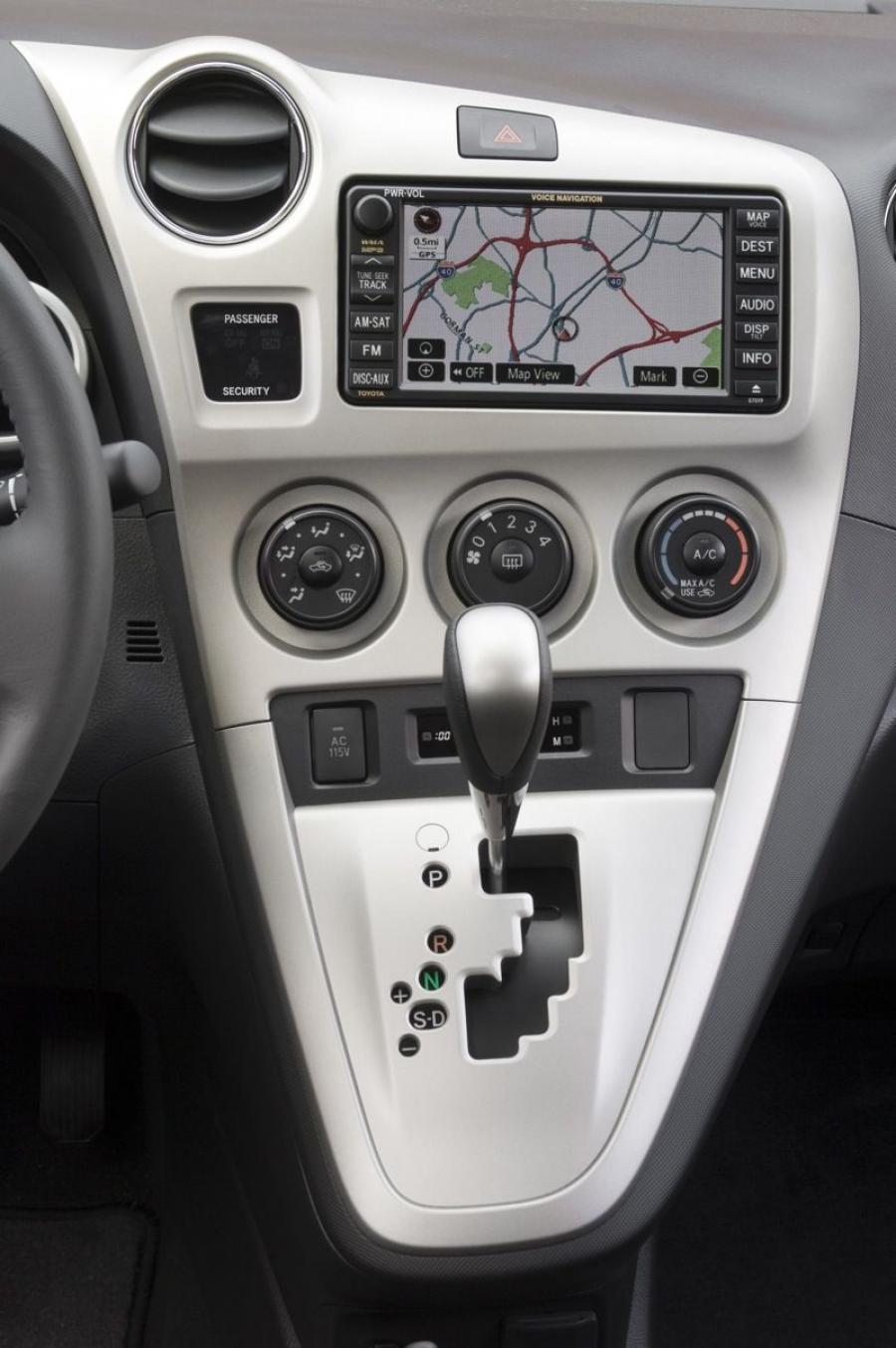  Toyota Corolla Matrix 2009 года  (фото 18 из 43)